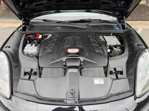 2020 Porsche Cayenne Turbo