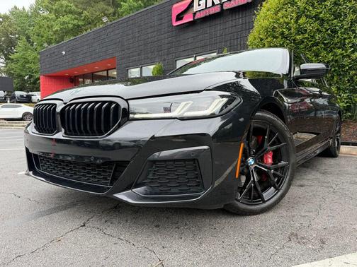 Black Sapphire Metallic 2022 BMW 530 i