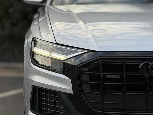 2021 Audi Q8 55 Premium
