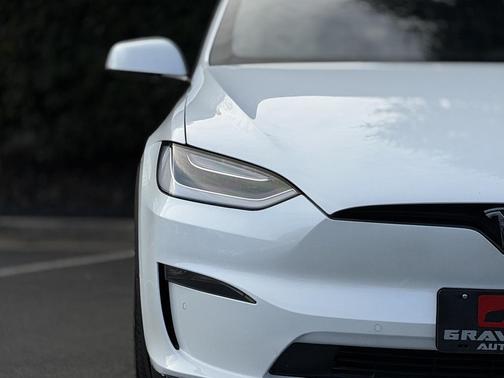 2023 Tesla Model X 