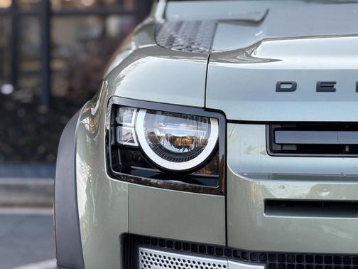 2020 Land Rover Defender 110 S