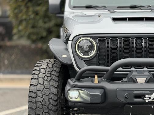 2024 Jeep Wrangler Rubicon 392