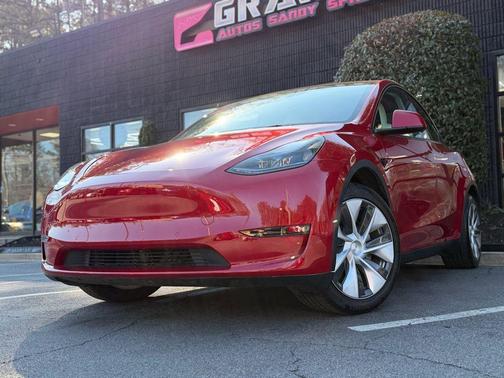 2022 Tesla Model Y Long Range Dual Motor All-Wheel Drive