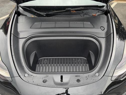 2023 Tesla Model Y Performance Dual Motor All-Wheel Drive