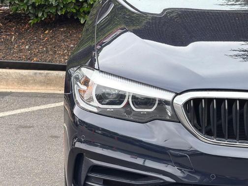Imperial Blue Metallic 2019 BMW 530e iPerformance