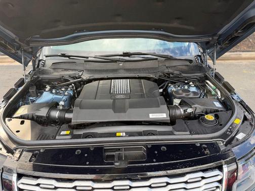 2021 Land Rover Range Rover 5.0L V8 Supercharged SV Autobiography