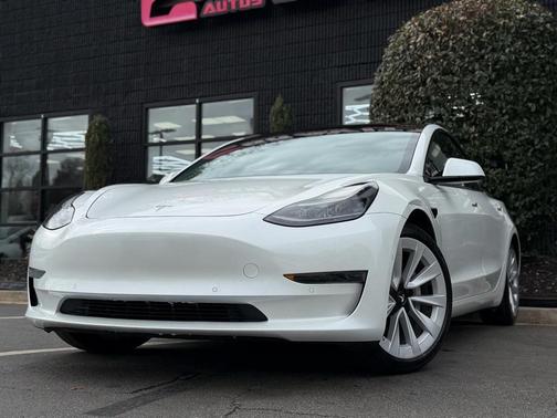 2021 Tesla Model 3 Standard Range Plus