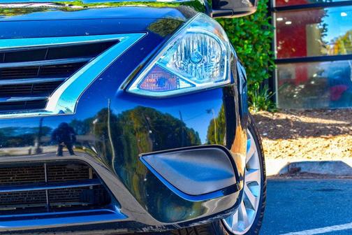 2016 Nissan Versa 1.6 SV