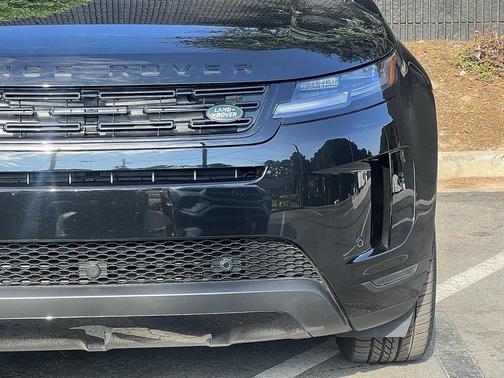 2025 Land Rover Range Rover Evoque Core S