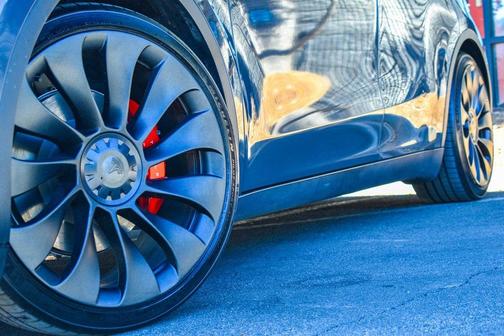 2022 Tesla Model Y Performance Dual Motor All-Wheel Drive