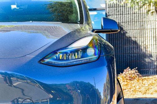 2022 Tesla Model Y Performance Dual Motor All-Wheel Drive