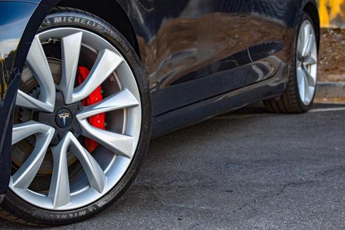 2018 Tesla Model 3 Performance