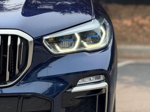 2020 BMW X5 M50i