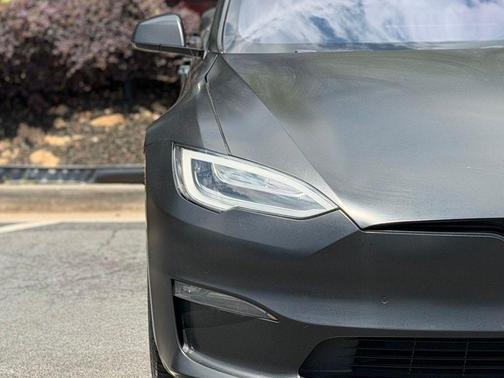Solid Black 2021 Tesla Model S Plaid