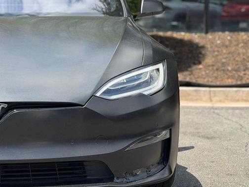 Solid Black 2021 Tesla Model S Plaid