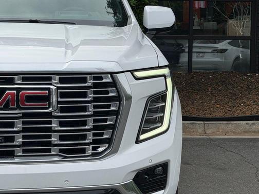 Summit White 2025 GMC Yukon XL Denali