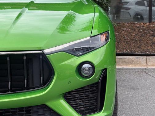 Green 2023 Maserati Levante Modena