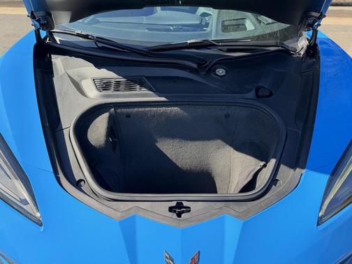 2023 Chevrolet Corvette Stingray w/2LT