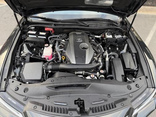 2023 Lexus IS 300 Base