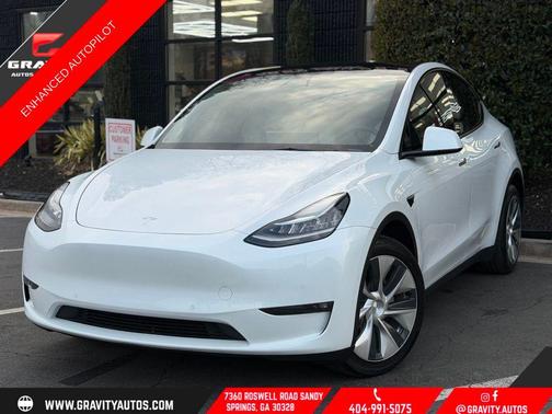 Pearl White Multi-Coat 2022 Tesla Model Y Long Range Dual Motor All-Wheel Drive