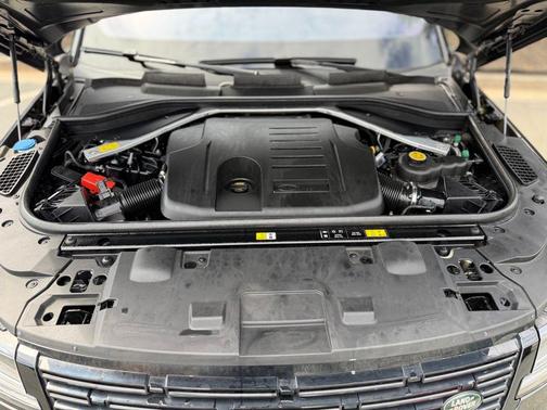 2023 Land Rover Range Rover Sport SE
