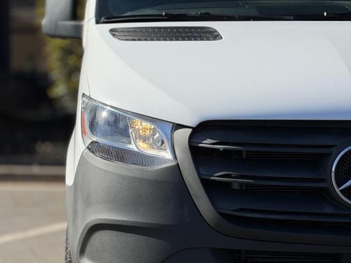 2021 Mercedes-Benz Sprinter 2500 Standard Roof