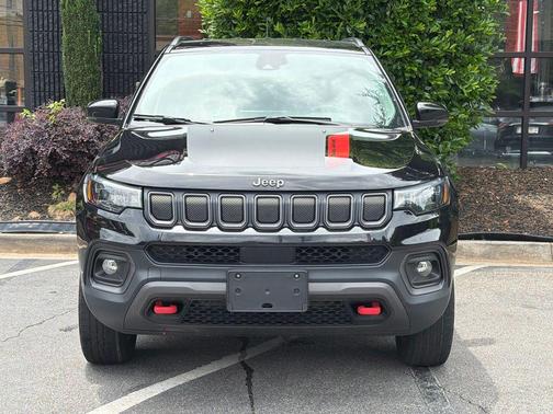 Diamond Black Crystal Pearlcoat 2022 Jeep Compass Trailhawk