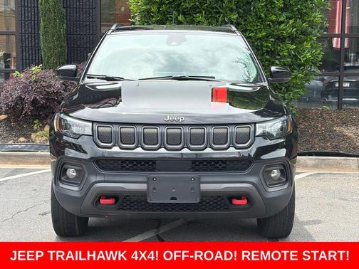 Diamond Black Crystal Pearlcoat 2022 Jeep Compass Trailhawk
