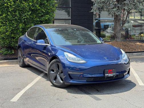 Deep Blue Metallic 2018 Tesla Model 3 Long Range