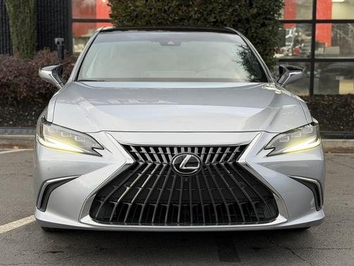 2022 Lexus ES 350 Ultra Luxury