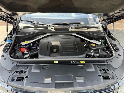 2023 Land Rover Range Rover Sport SE
