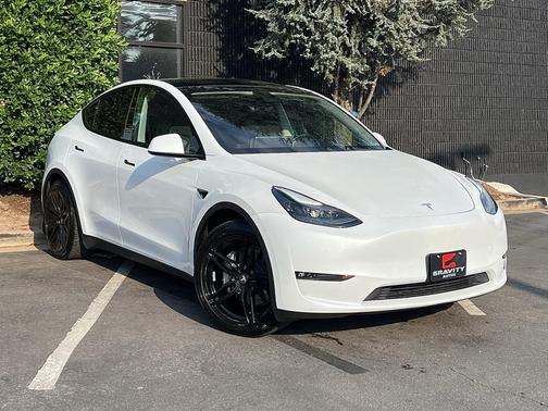 2023 Tesla Model Y Long Range Dual Motor All-Wheel Drive