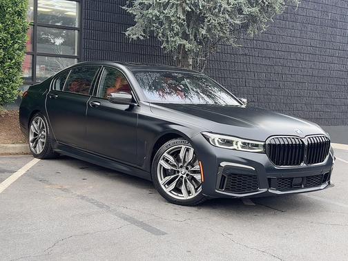 2022 BMW M760 xDrive