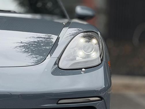 2018 Porsche 718 Cayman S