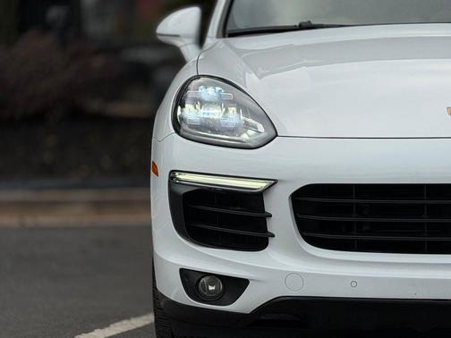 2016 Porsche Cayenne Cayenne S E-Hybrid