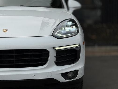 2016 Porsche Cayenne Cayenne S E-Hybrid