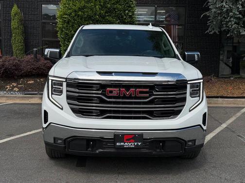 Summit White 2025 GMC Sierra 1500 SLT