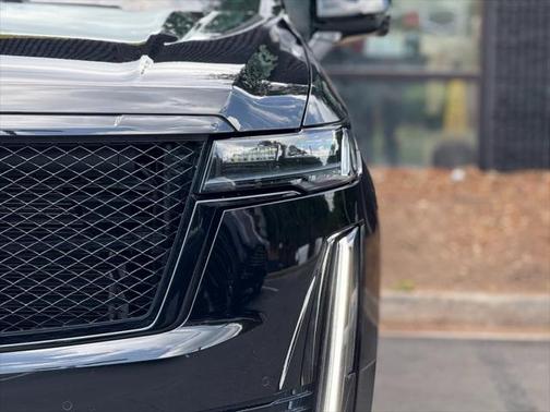 2023 Cadillac Escalade ESV Sport