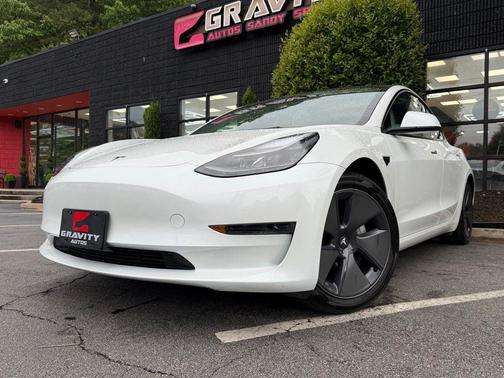 Pearl White Multi-Coat 2023 Tesla Model 3 Standard Range