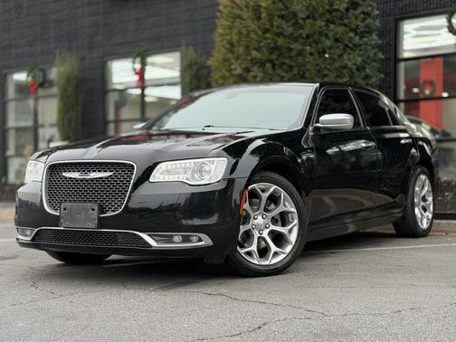 2018 Chrysler 300 C