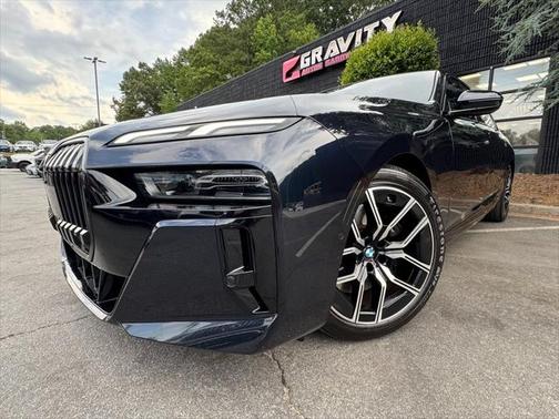 2023 BMW 740 i