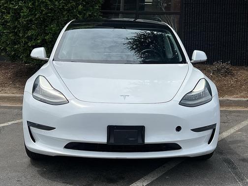 2019 Tesla Model 3 Mid Range