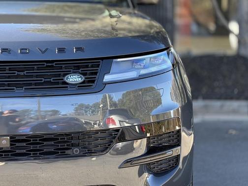 2024 Land Rover Range Rover Sport SE