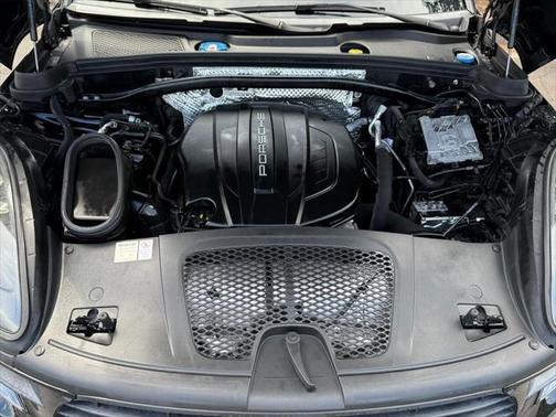 2019 Porsche Macan Base