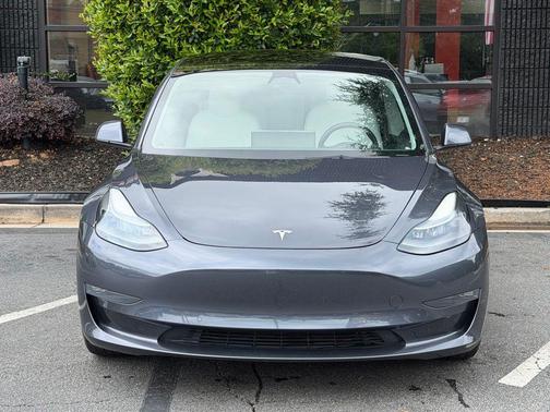 Midnight Silver Metallic 2022 Tesla Model 3 Long Range