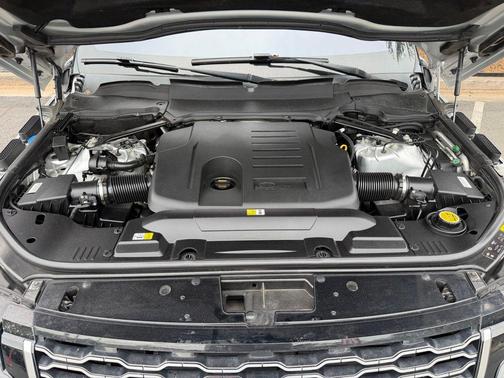 Silver 2020 Land Rover Range Rover 3.0L V6 Supercharged HSE