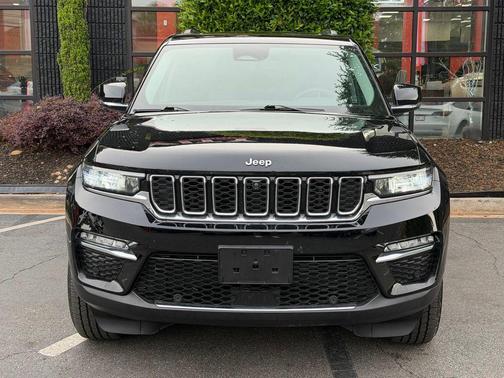 Diamond Black Crystal Pearlcoat 2022 Jeep Grand Cherokee 4xe Base