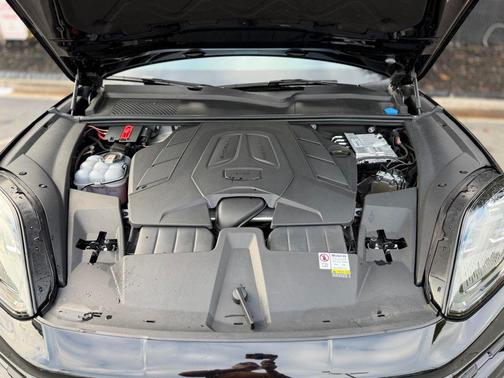 2024 Porsche Cayenne Cayenne