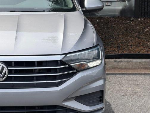 Platinum Gray Metallic 2020 Volkswagen Jetta