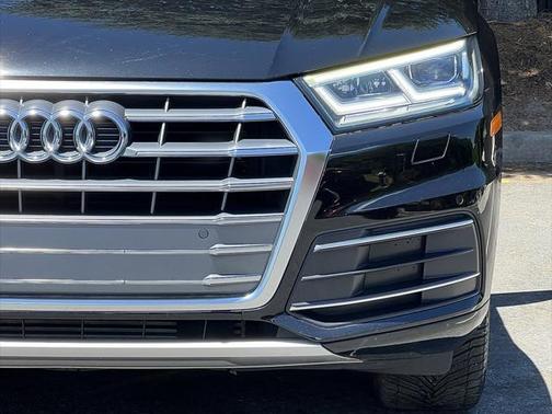 2019 Audi Q5 2.0T Premium Plus